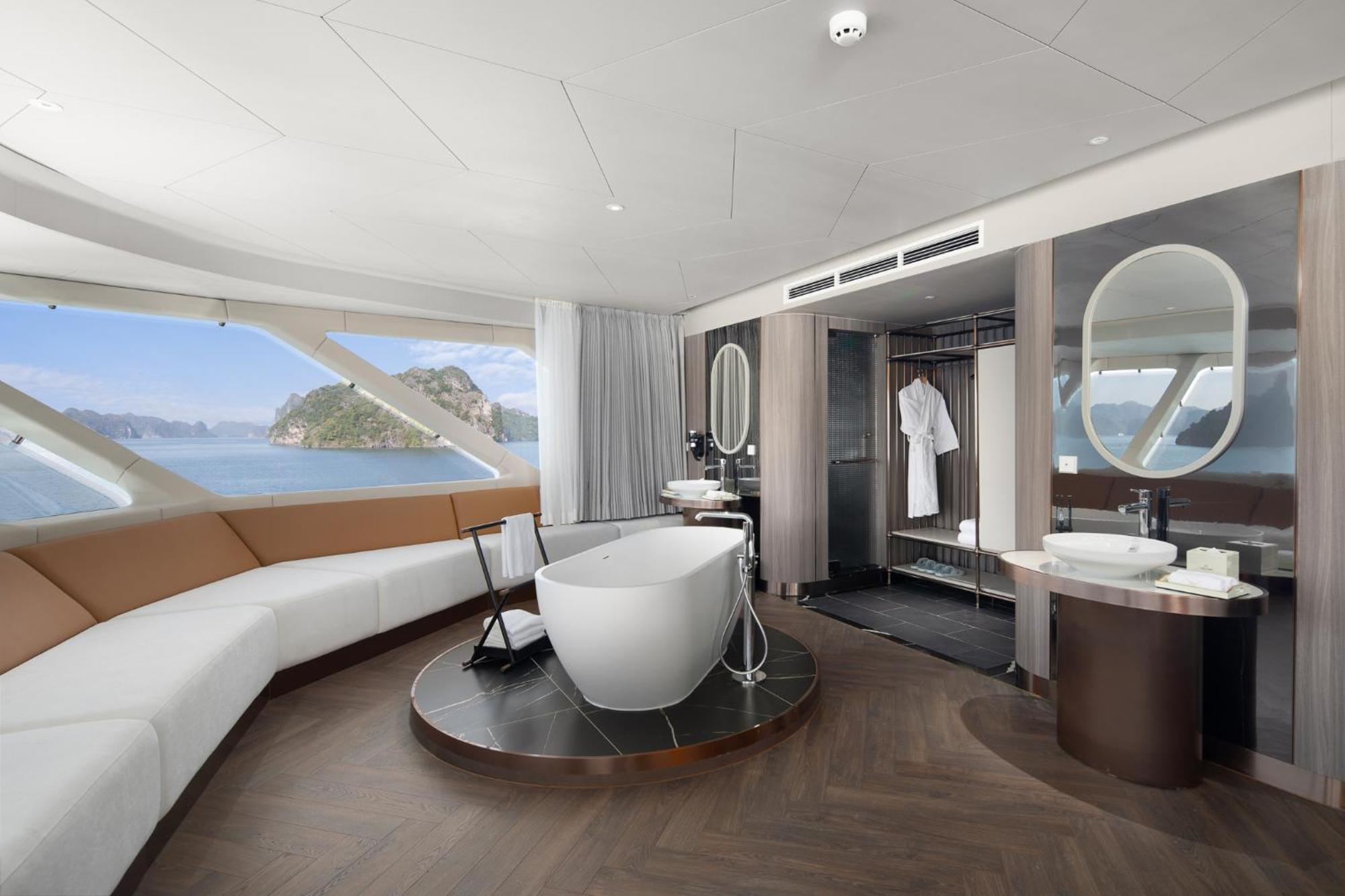 Hotel Grand Pioneers Halong Bay Cruise 1 Ha Long Esterno foto