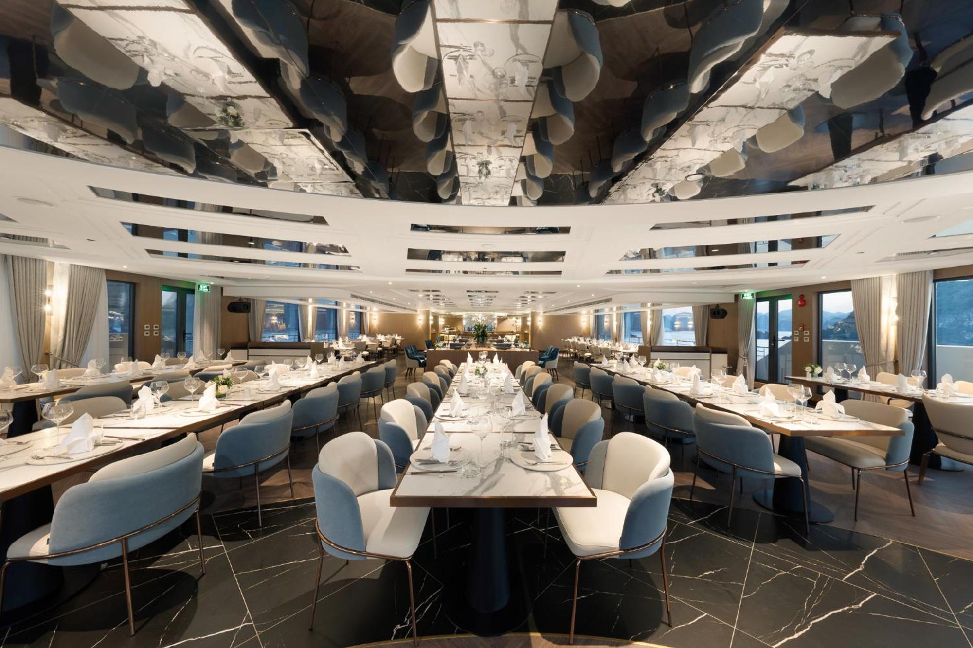 Hotel Grand Pioneers Halong Bay Cruise 1 Ha Long Esterno foto